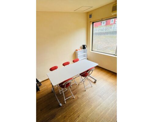 04F1B9B5-56AE-40A5-9008-43777FC738B7