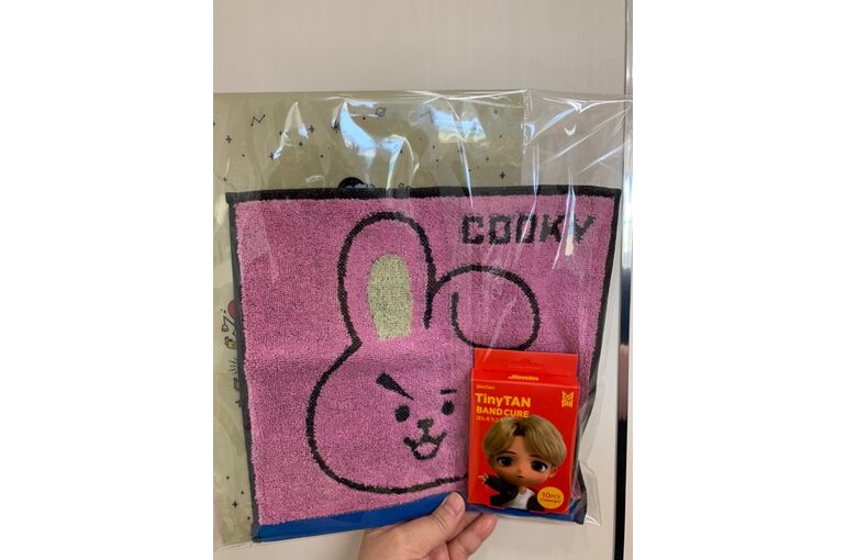 65B5492F-C41B-460F-9950-9B8DE2C90B99